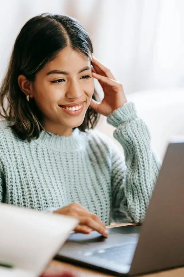 A student signs up for accent coaching